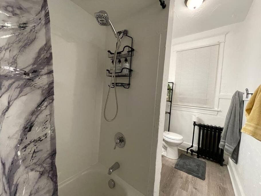 Lovely 2Br W Office Space - King Bed & Alexa Daire Pittsburgh Dış mekan fotoğraf