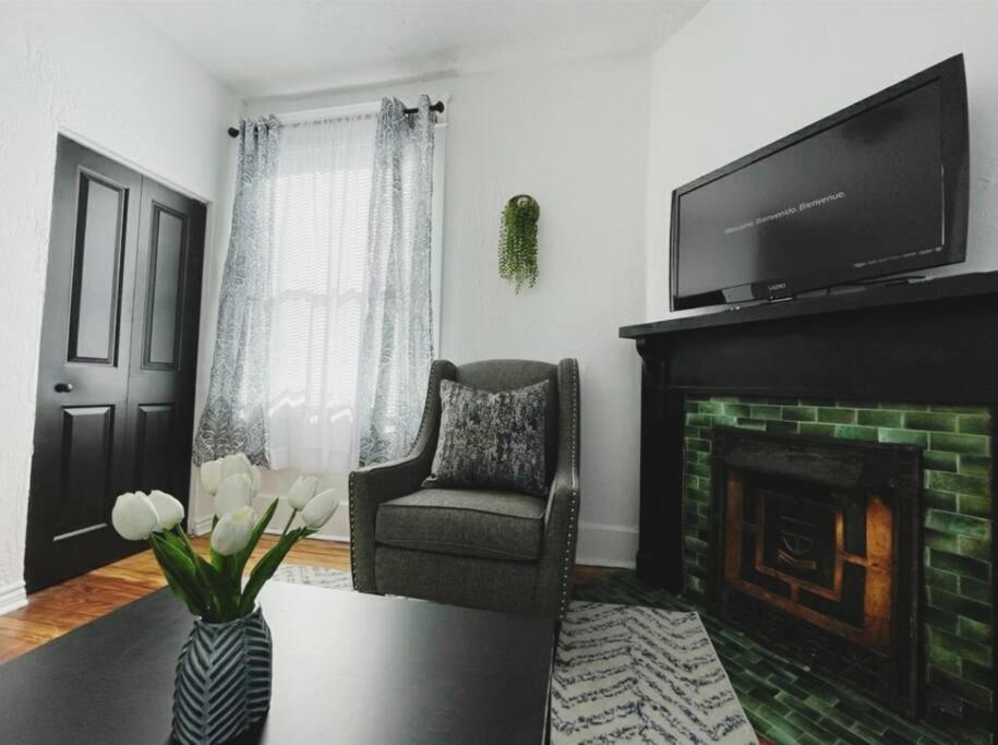 Lovely 2Br W Office Space - King Bed & Alexa Daire Pittsburgh Dış mekan fotoğraf